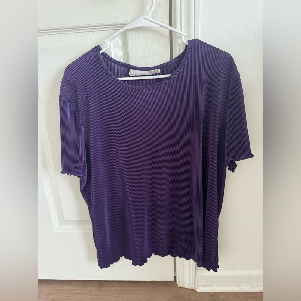 Jaclyn Smith Rib-Knit Purple shirt
